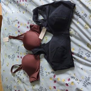 2x Underdtance bras 36B